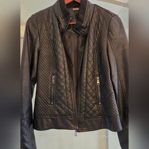 Elegant Black Quilted Fitted Faux Leather Jacket for Women